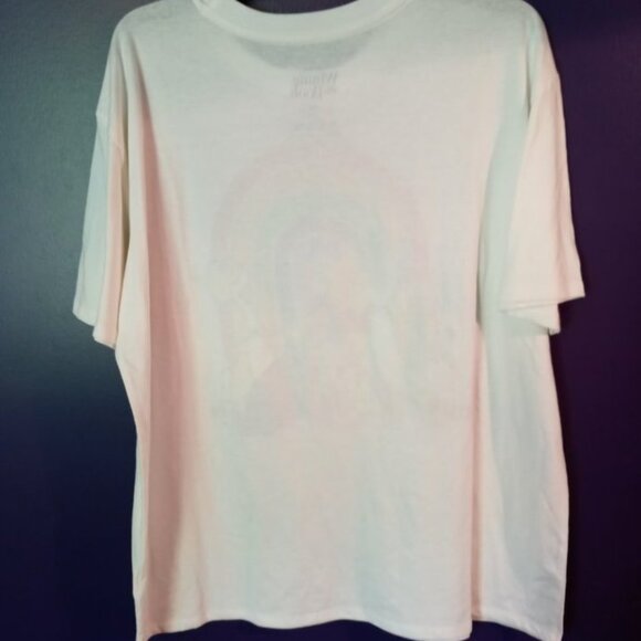 Winnie the Pooh Cream T-Shirt with Tigger, Eeyore, Piglet, Rabbit and Roo.  New. - Picture 3 of 3